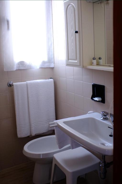 Hotel Reno Τζεσόλο Λίντο Δωμάτιο φωτογραφία